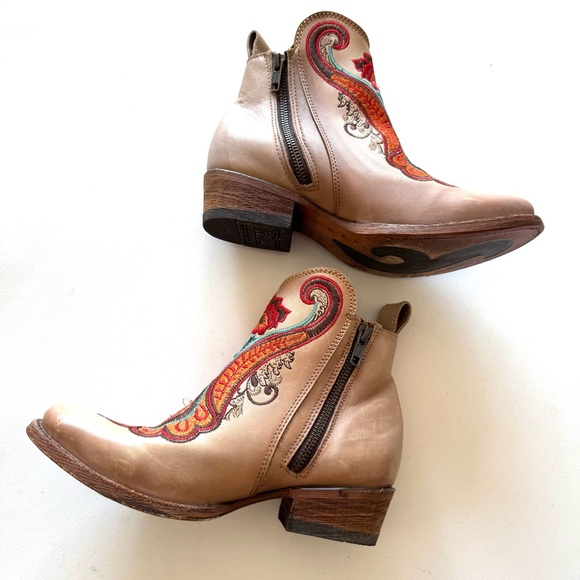 Corral Natural Tan Floral Embroidered Leather Ankle Boots Western Cowboy 6.5 - Picture 7 of 15